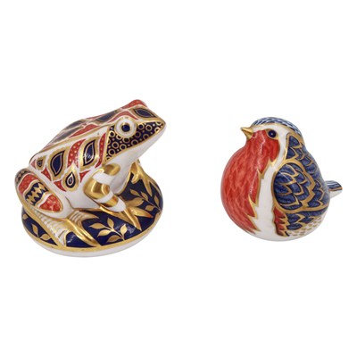 Lot 793 - Royal Crown Derby frog and robin...