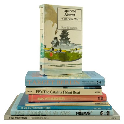 Lot 252 - A group of books on Second World War US...