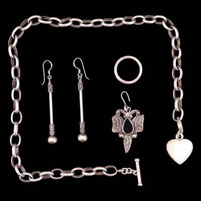 Lot 979 - A vintage silver heavy belcher-link neck chain,...