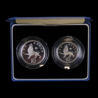 Lot 344 - A Royal Mint UK 1992 silver proof ten pence...