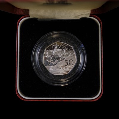 Lot 350 - A Royal Mint UK 1994 silver proof "D-Day"...