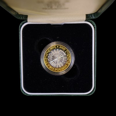 Lot 385 - A Royal Mint UK 2005 silver proof "Gunpowder...