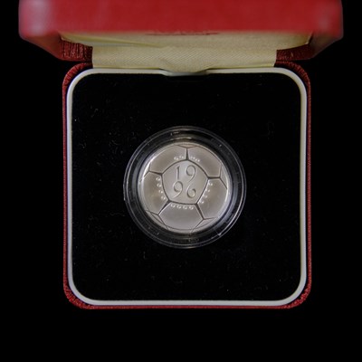 Lot 386 - A Royal Mint UK 1996 silver proof "Celebration...