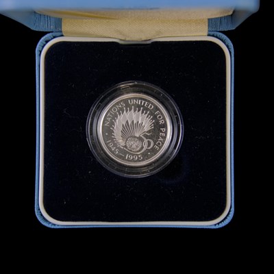 Lot 392 - A Royal Mint UK 1995 "50th anniversary of the...