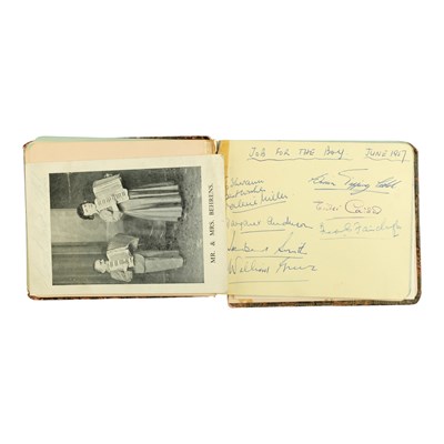 Lot 294 - [Autograph] A 1950s autograph album containing...