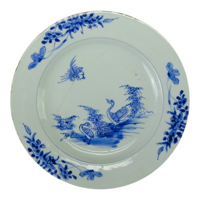 Lot 736 - A Chinese export blue-and-white porcelain...