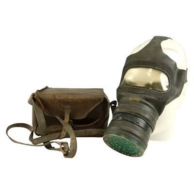 Lot 217 - A Second World War British Home Front civilian...