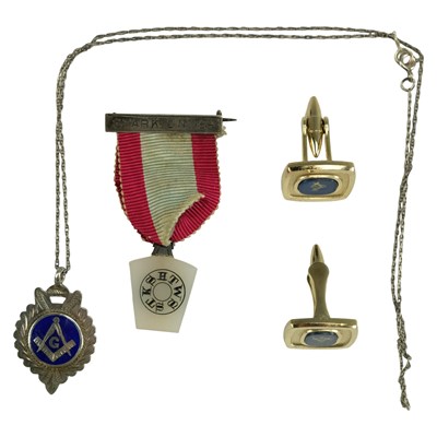 Lot 565 - An early 20th Century Masonic enamelled silver...