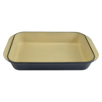 Lot 693 - A Le Creuset blue-enamelled iron oven dish, 30 cm