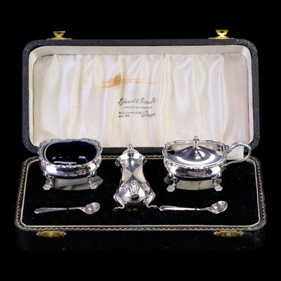 Lot 910 - A 1960 silver cruet set, of Georgian form,...