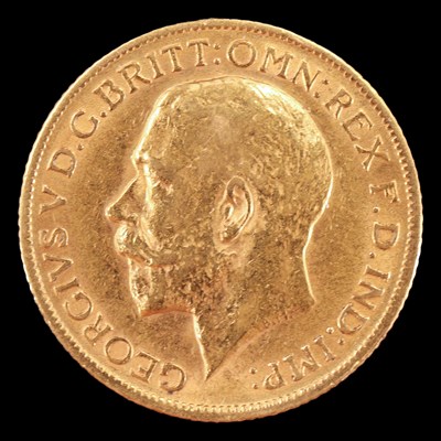 Lot 937 - A George V 1911 gold sovereign coin