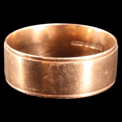 Lot 1006B - A 9 ct gold broad wedding band, Z, 6 g