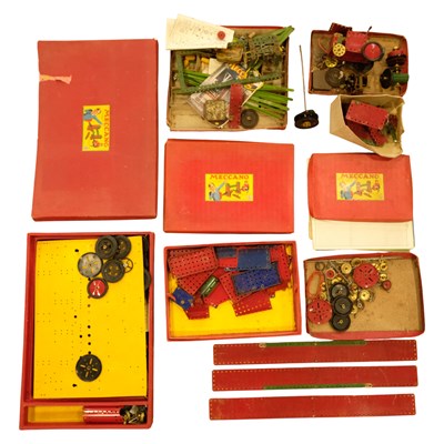 Lot 640A - A quantity of vintage Meccano sets and...
