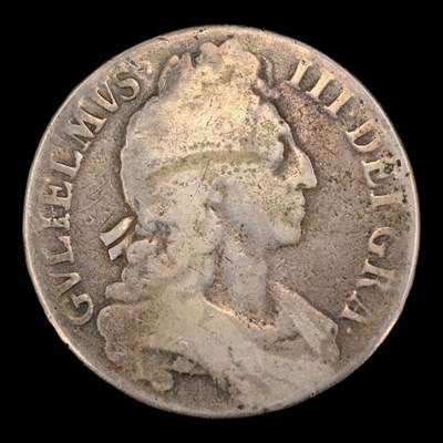 Lot 474 - A 1696 silver crown coin