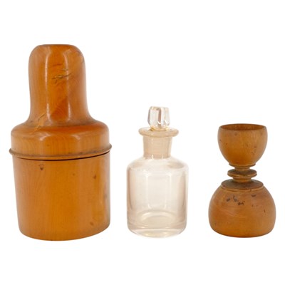 Lot 824 - A Victorian apothecary's 1 oz glass phial, in...