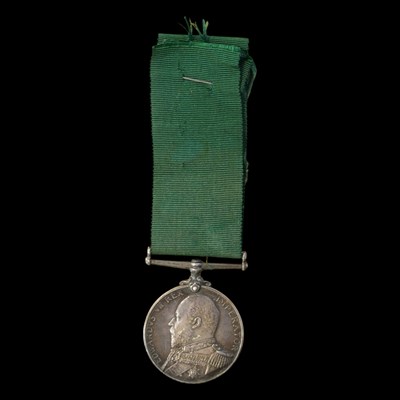 Lot 1 - An Edwardian Royal Navy Reserve Long Service...