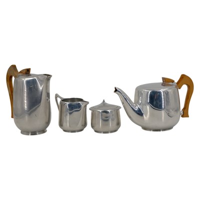 Lot 802 - A mid-century Picquot Ware four-piece tea set