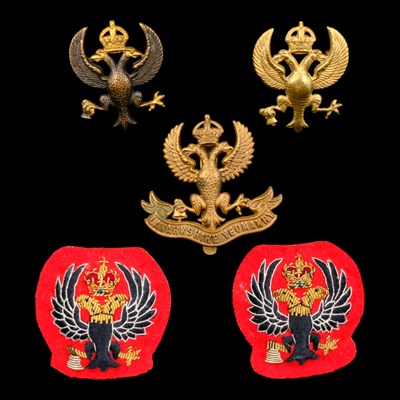 Lot 114 - Five Lanarkshire Yeomanry glengarry and other...
