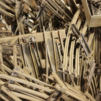 Lot 692 - [Model Railway] A quantity of O gauge track, ...