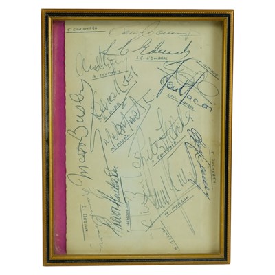 Lot 454 - [Autograph / Manchester United] A loose leaf...