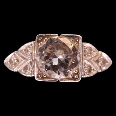 Lot 1401 - An attractive vintage Art Deco influenced...