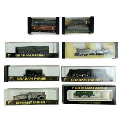 Lot 710 - [Model railway] A quantity of Graham Farish N...