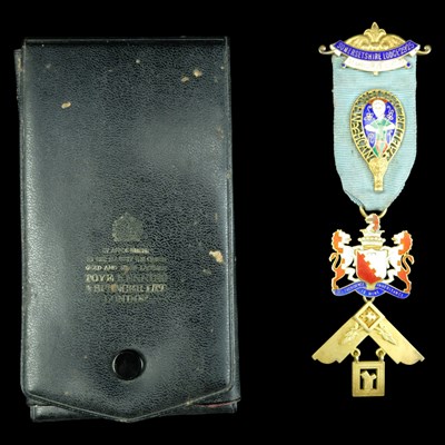 Lot 556 - A 1960s Masonic enameled-silver-gilt jewel,...