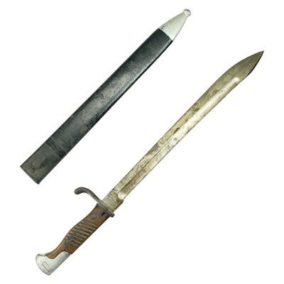 Lot 336 - An Imperial German S98/05 bayonet, saw-back...