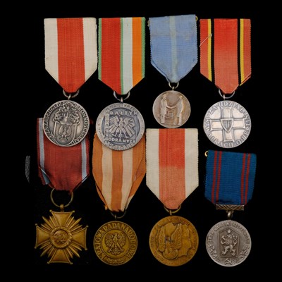 Lot 22 - A group of mid 20th Century Polish and...