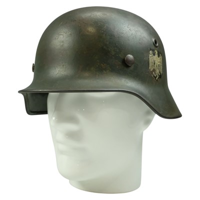 Lot 182 - A German Third Reich Army single-decal M 35...