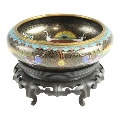 Lot 850 - A Chinese cloisonne enamel bowl, decorated...