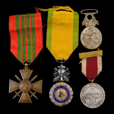 Lot 23 - French Croix De Guerre and Médaille Militaire...