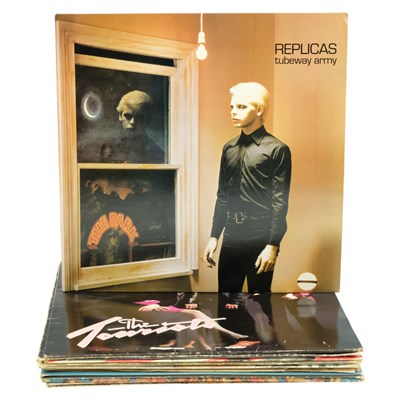 Lot 657 - A quantity of vinyl records, including works...