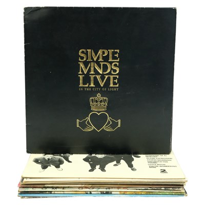 Lot 660 - A quantity of vinyl records, including works...