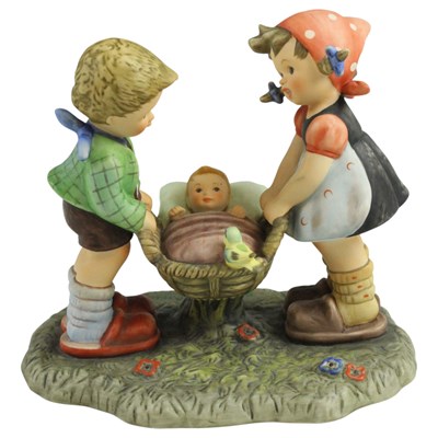 Lot 1028 - A Hummel "Special Delivery" figurine, model BH...