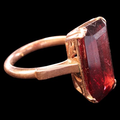 Lot 1496 - A late 19th / early 20th Century garnet...