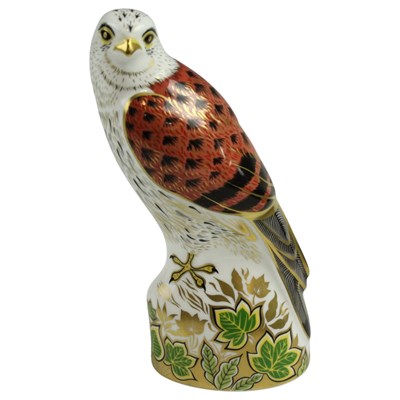 Lot 958 - A Royal Crown Derby Kestrel paperweight