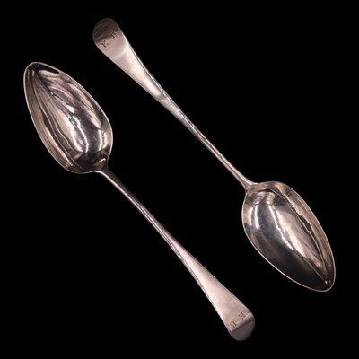 Lot 1227 - A pair of George III silver Old English...