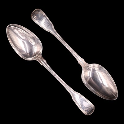 Lot 1236 - A pair of George III silver fiddle-and-thread...