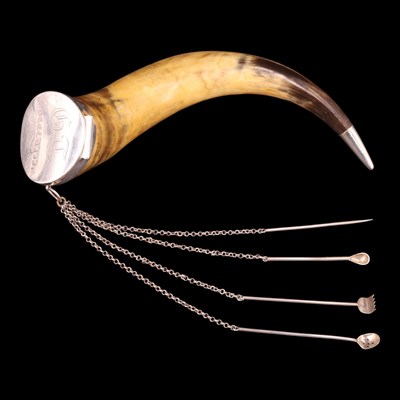 Lot 1267 - A 19th Century silver-mounted cow horn snuff...