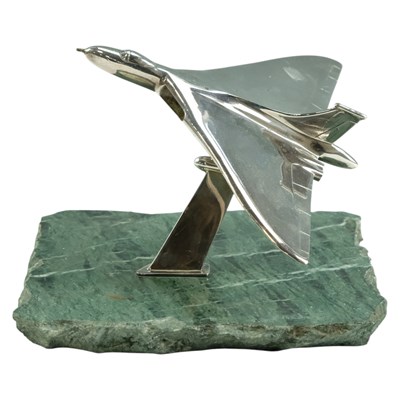 Lot 281 - A late 20th Century model Avro Vulcan bomber...