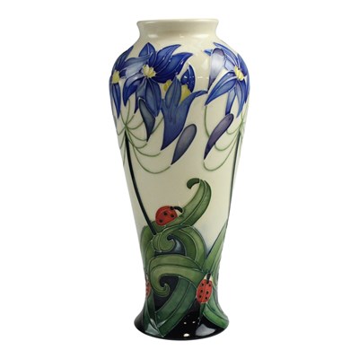 Lot 878 - A Moorcroft "Fly Away Home" baluster...