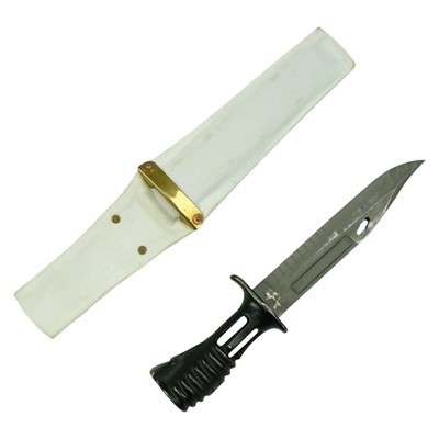 Lot 317 - A British L3A1 SA80 bayonet, in a parade scabbard