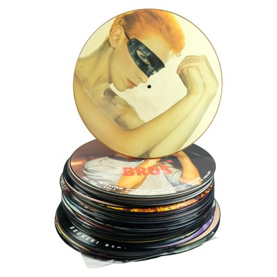 Lot 667 - A quantity of 1980s vinyl picture disc records,...