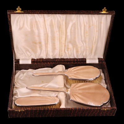 Lot 1270 - A 1930s Art Deco influenced guilloche...