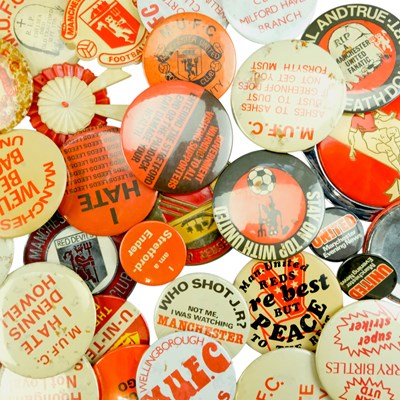 Lot 582B - [Football] A quantity of Manchester United...