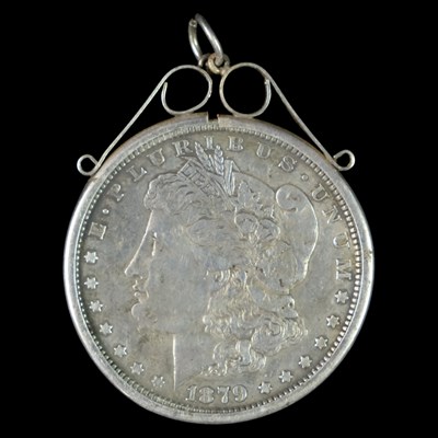 Lot 450 - A US 1879 silver "Morgan" dollar coin, in a...