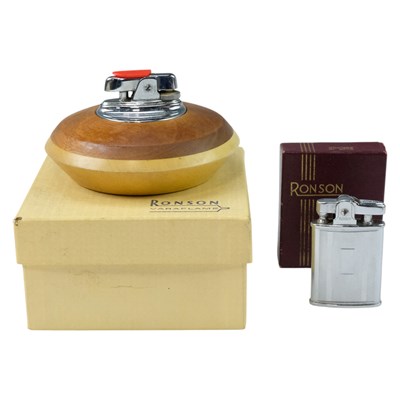 Lot 671 - A boxed Ronson Varaflame table lighter,...