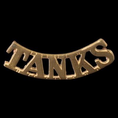 Lot 124 - A Great War Tank Corps brass shoulder title