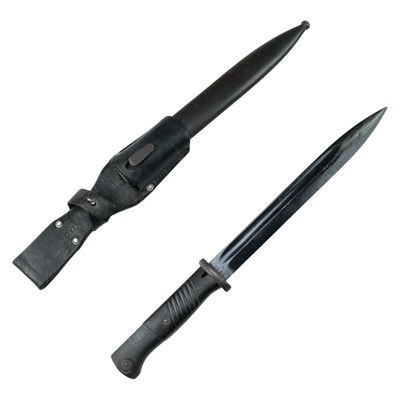Lot 315 - A German Third Reich 1940 S84/98 bayonet by...